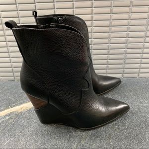 Jessica Simpson Hilrie Wedge Pointed Toe Boots